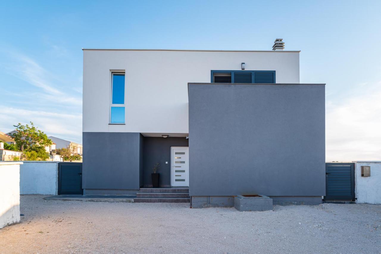 Luxury Villa Noemi Ražanac Esterno foto